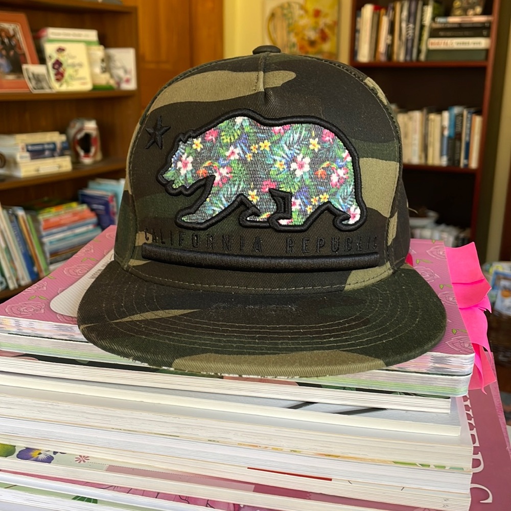Top Level Camo hat